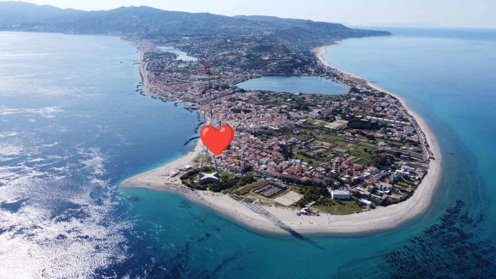 LE COZZE DEL PONTE SULLO STRETTO. 