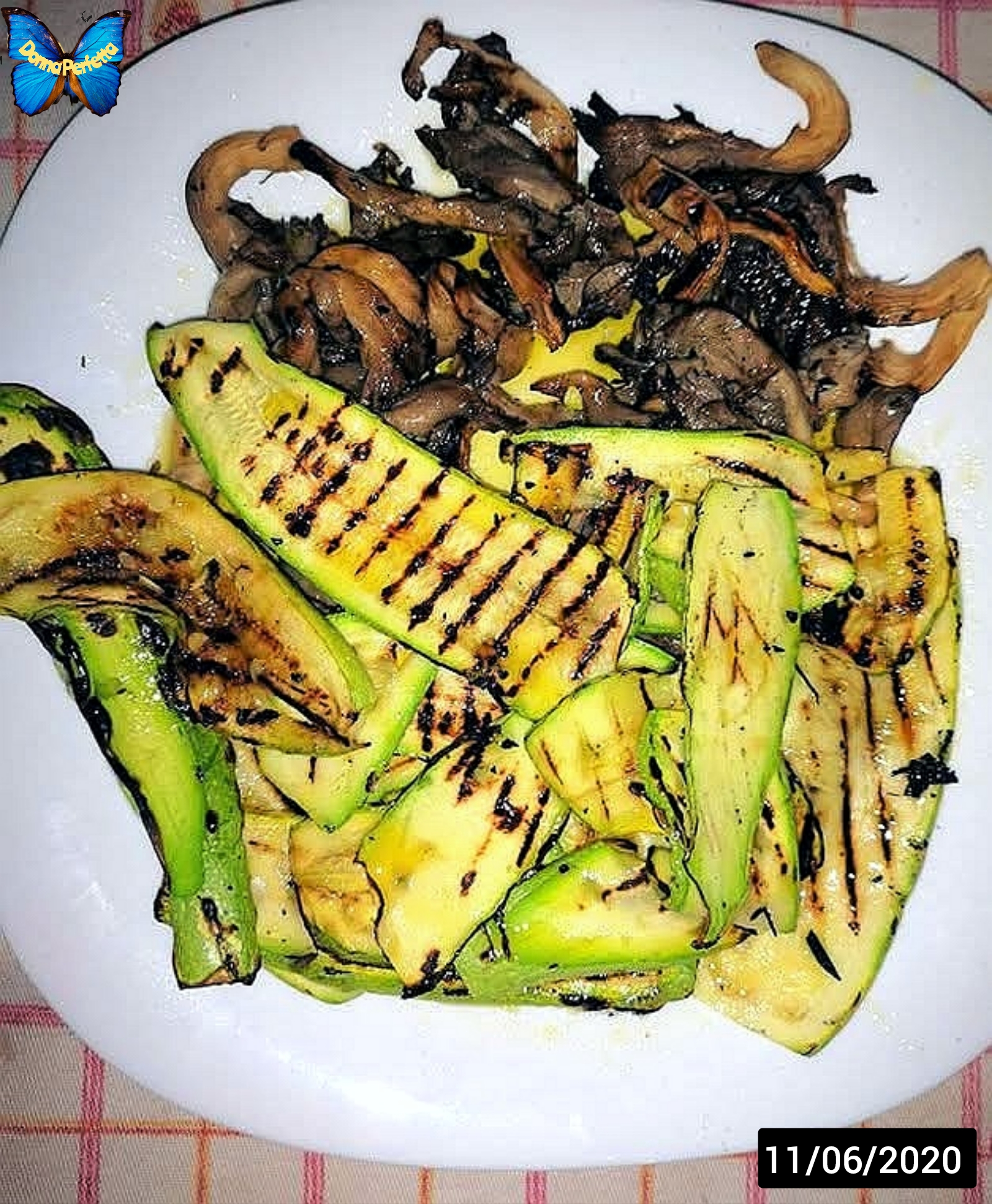 ZUCCHINE & FUNGHI. 