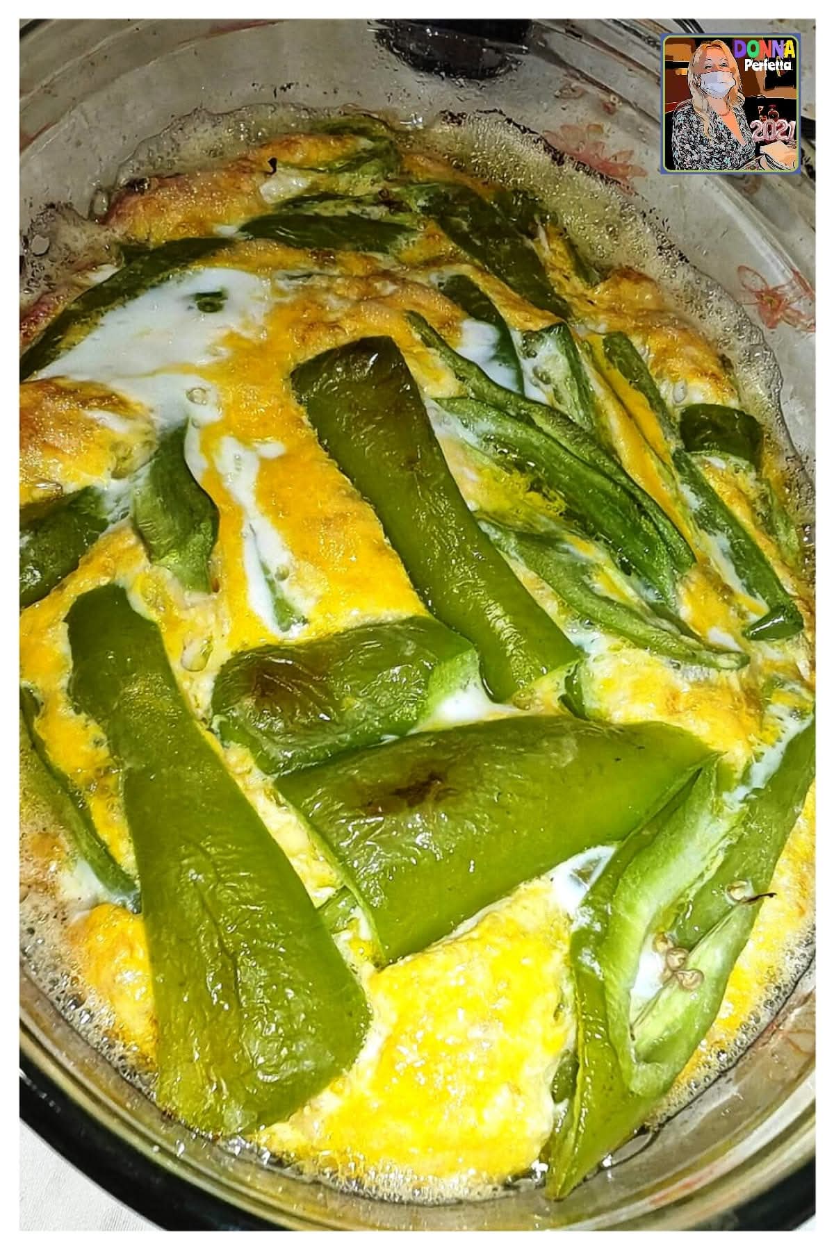 PEPERONI E UOVA AL FORNO. 