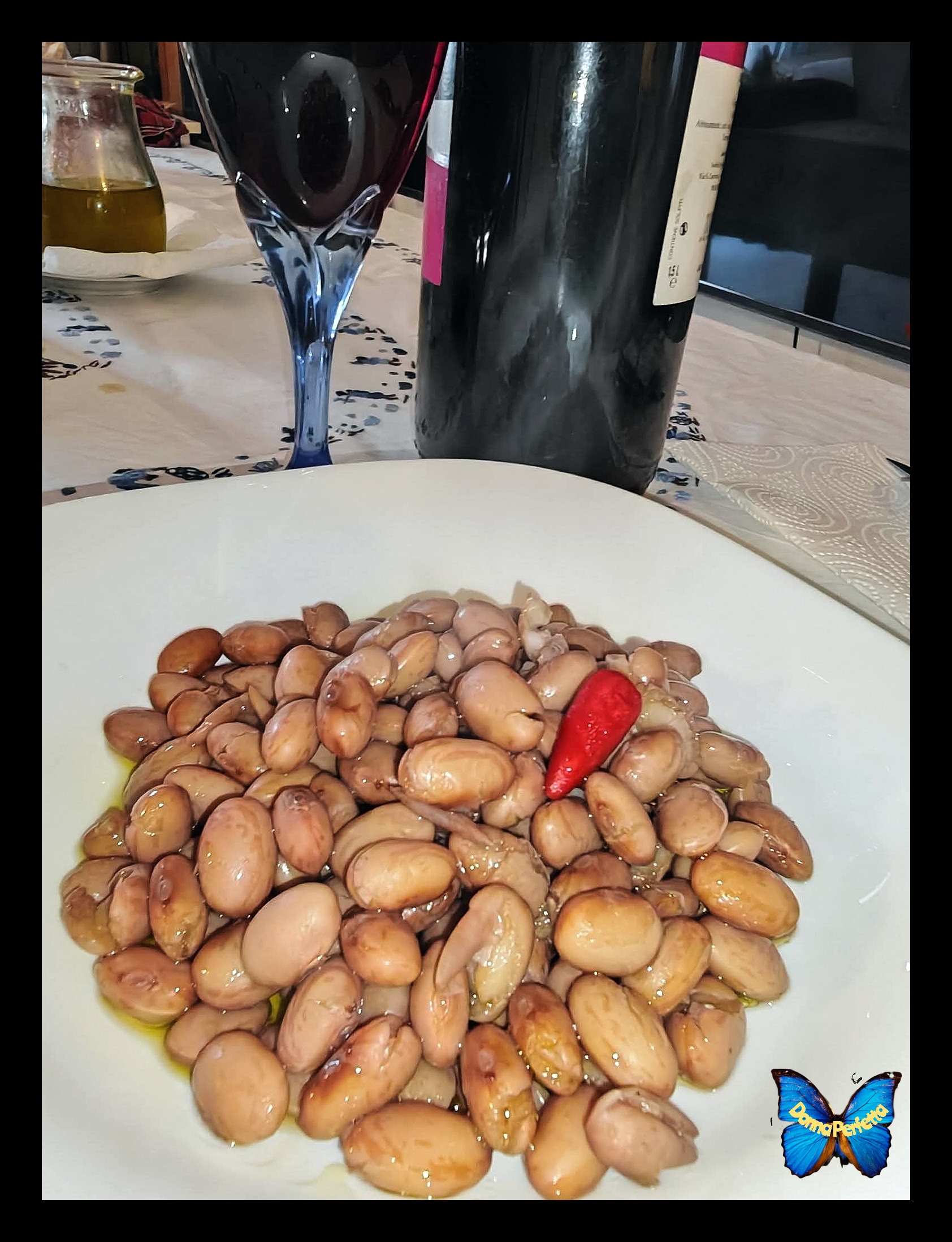 FAGIOLI FUMANTI E CIRÒ.