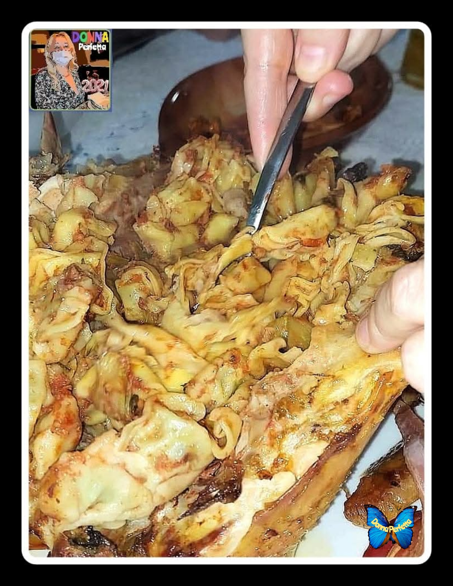 GALLO ARROSTO FARCITO DI TORTELLINI.