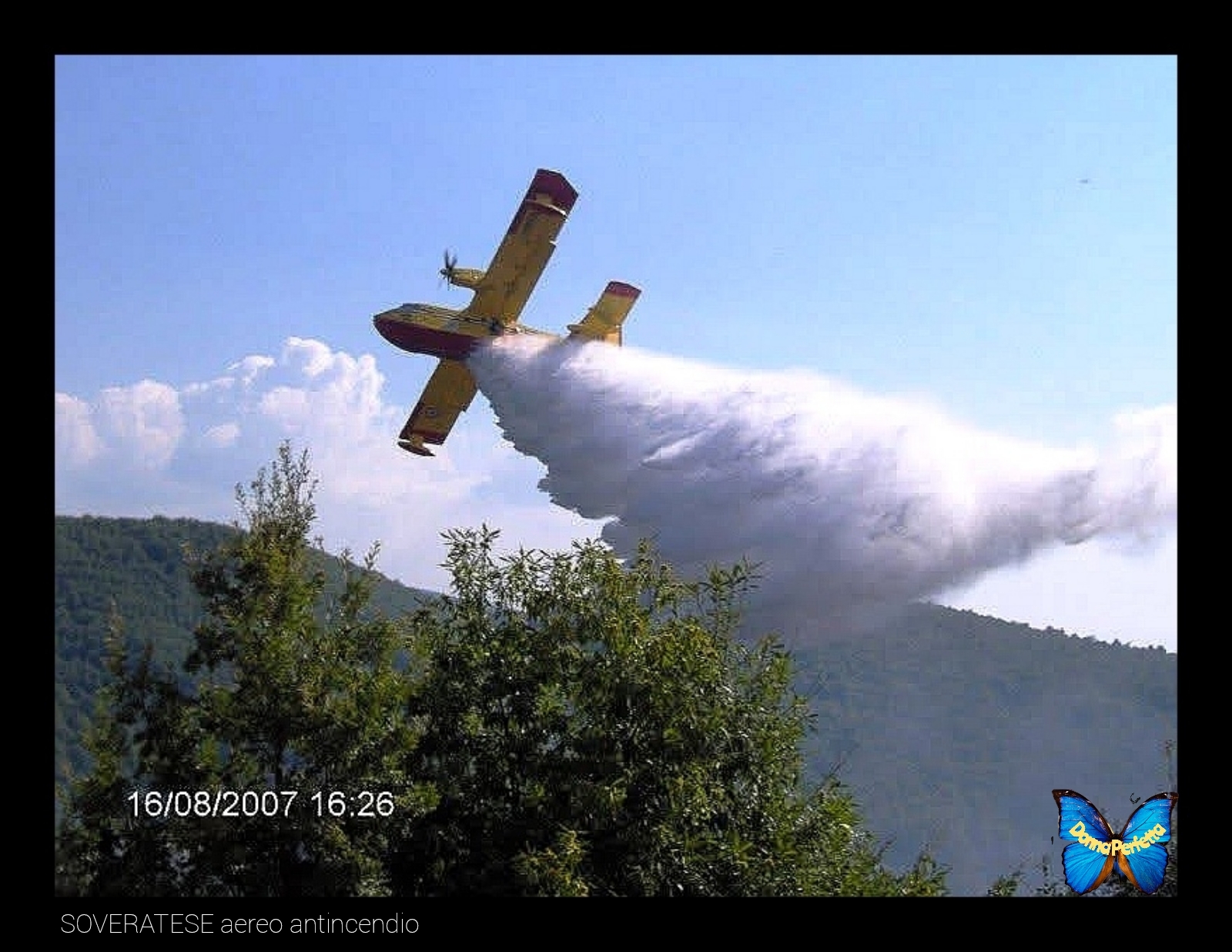 SOVERATESE aereo antincendio. 