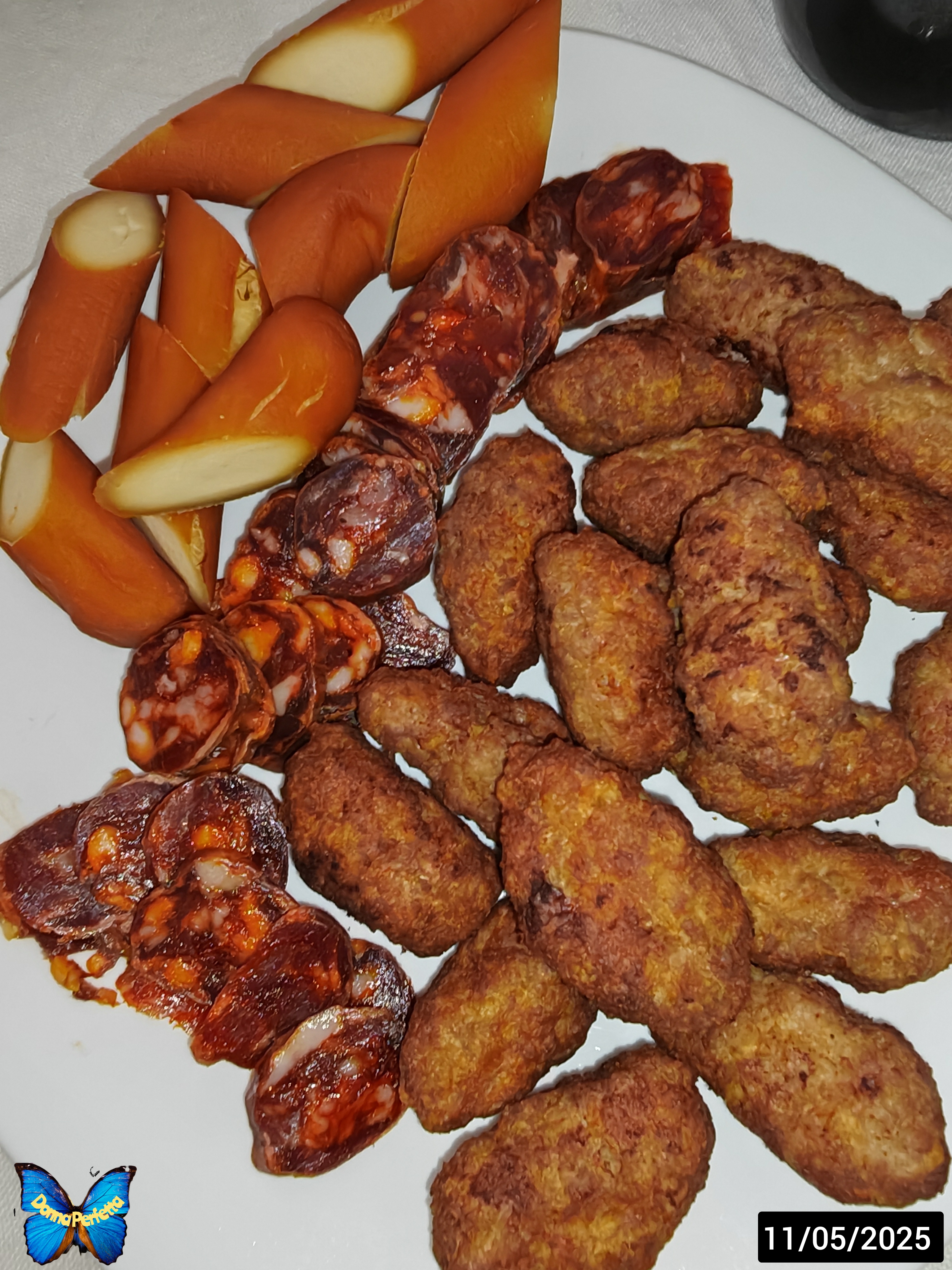 TRITTICO FESTA DELLA MAMMA. 