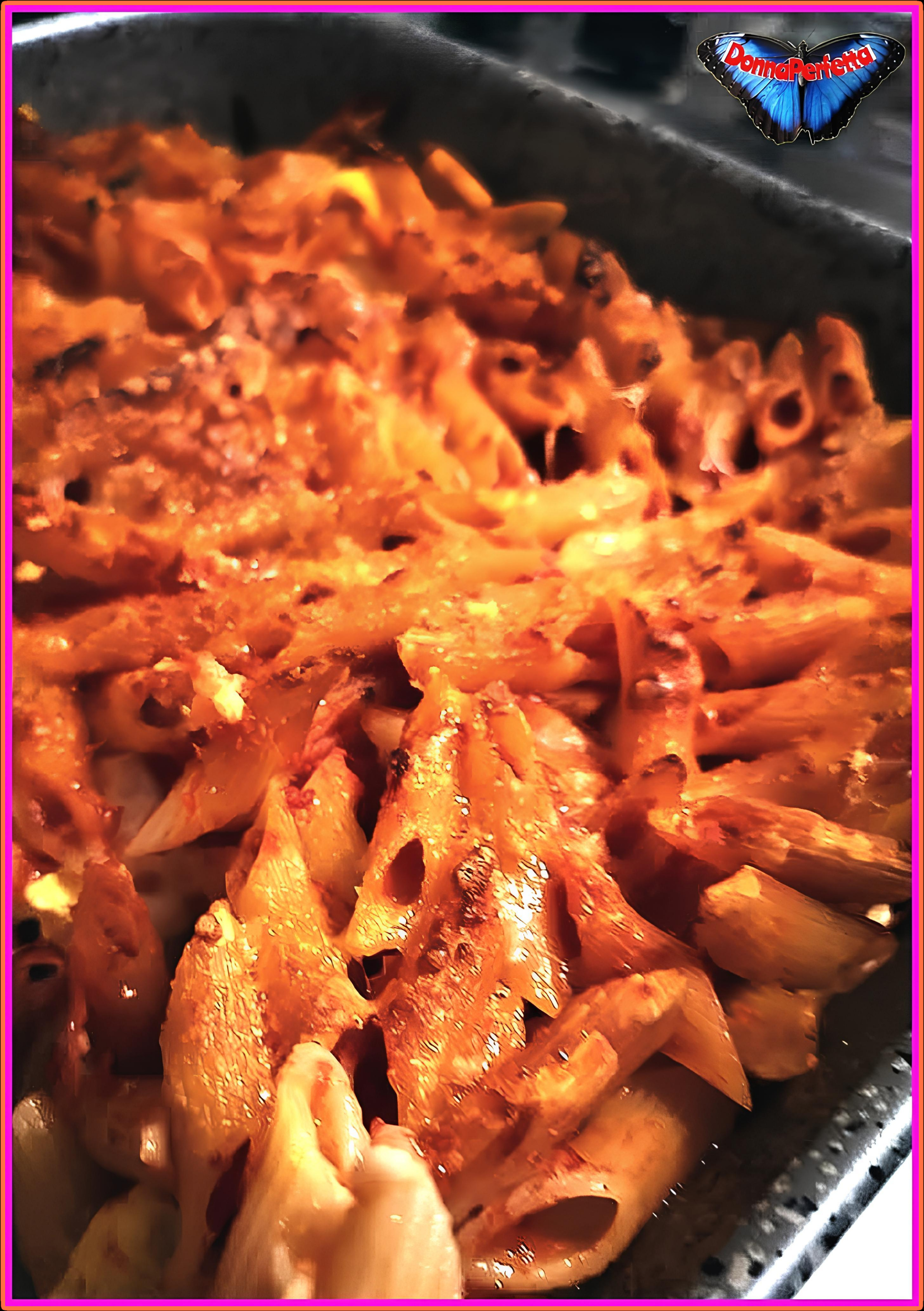Pasta al forno, le penne rigate. 