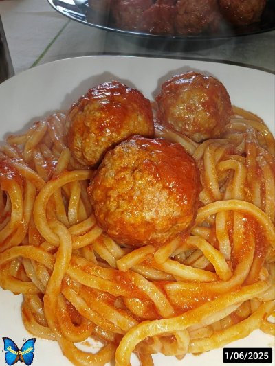 TROCCOLI E POLPETTE.