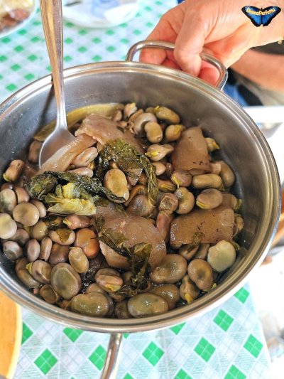 Zuppa di fave con cotiche.